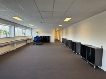 Udlejning af kontor 300 kvm. Stort kontor med god indretning